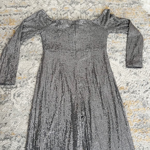 Silver sequin jumpsuit Size 8 Boohoo - Picture 3 of 5